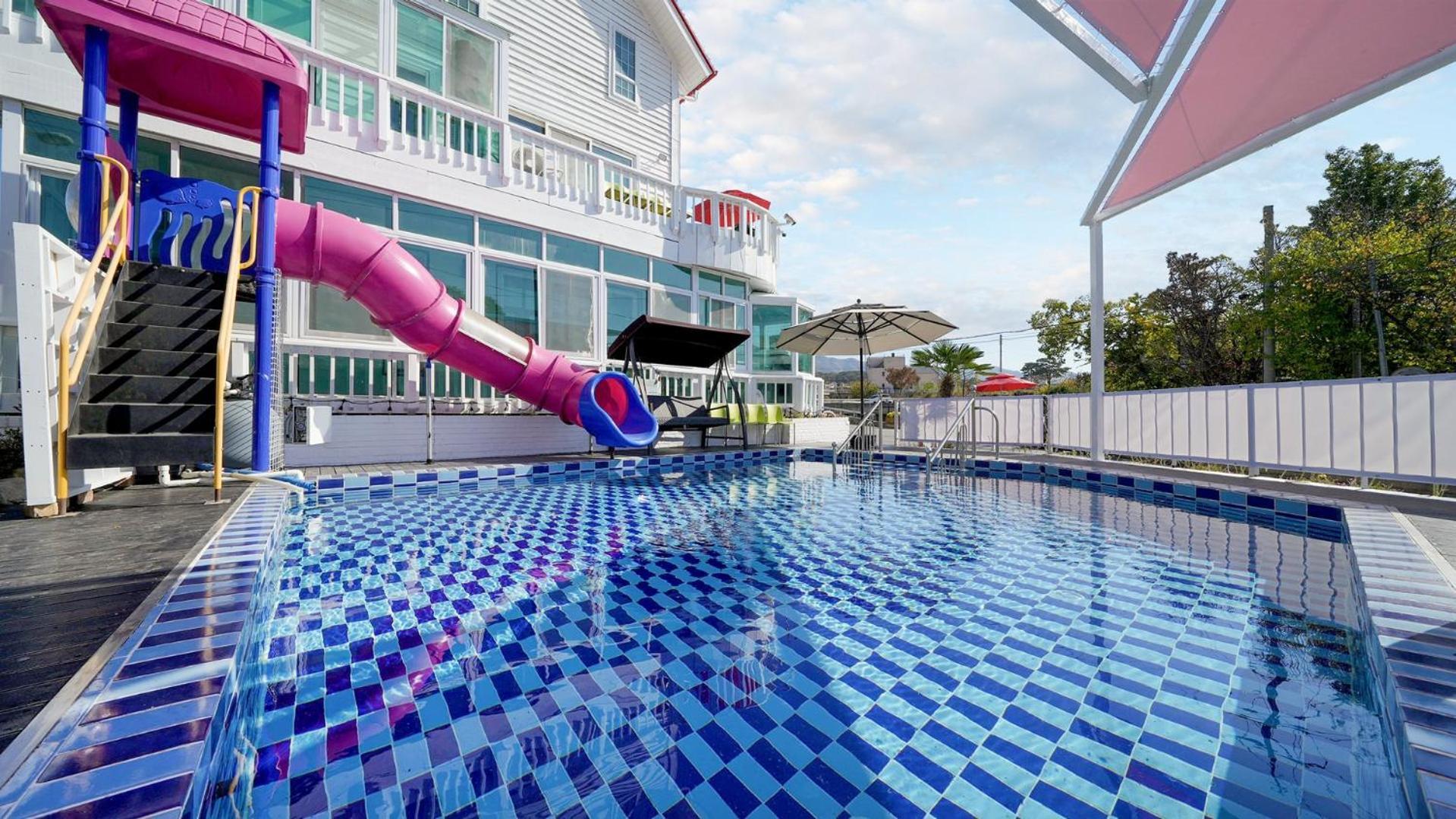 Gyeongju Riu Kids Poolvilla Buitenkant foto