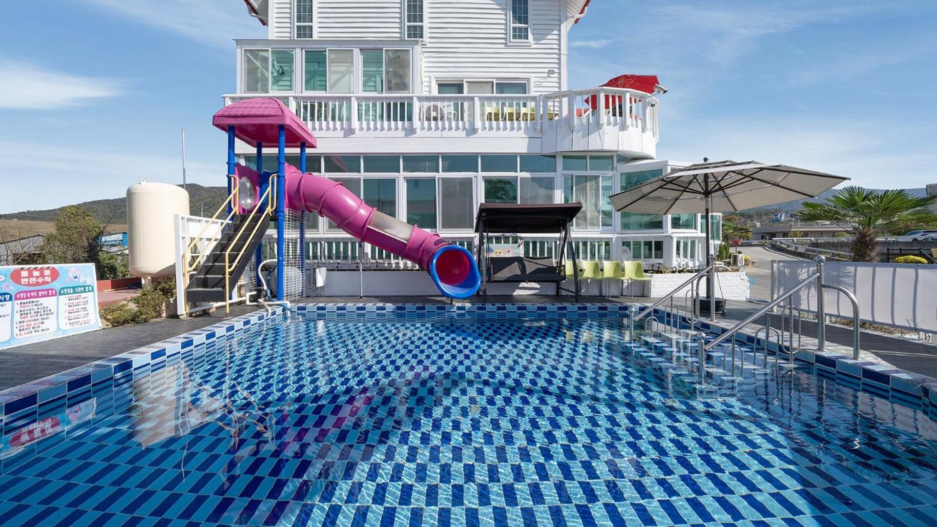 Gyeongju Riu Kids Poolvilla Buitenkant foto